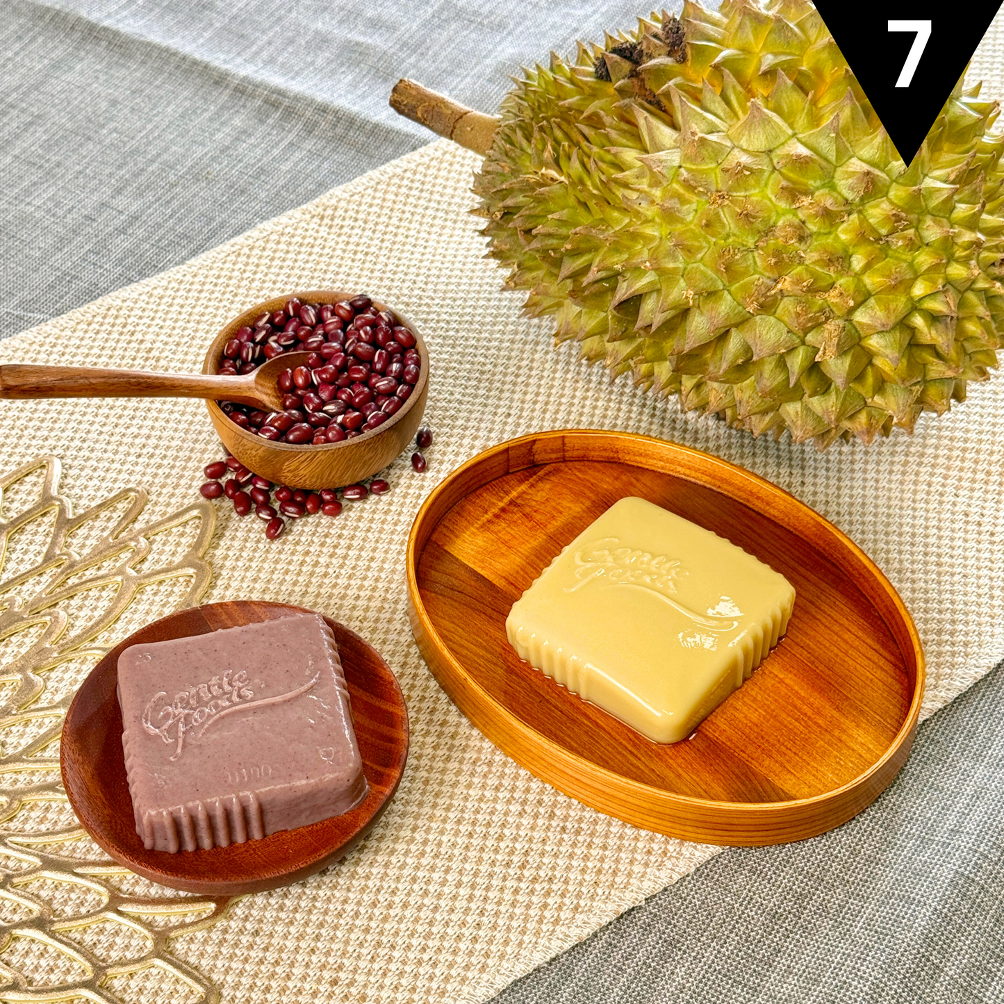 2pc Set with Gift Box: Durian and Red Bean Mooncake