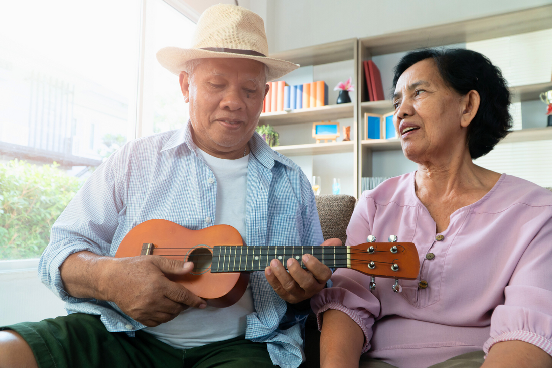 Unlocking the Power of Voice Exercises for Older Adults with Dementia